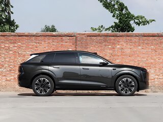 2026 Audi E7X, чёрный, 7399900 рублей, вид 4