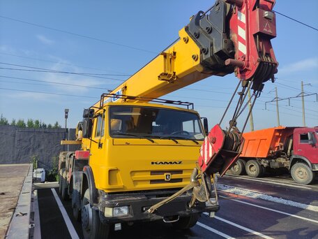 2008 Галичанин КС-55729, жёлтый, 5500000 рублей, вид 2