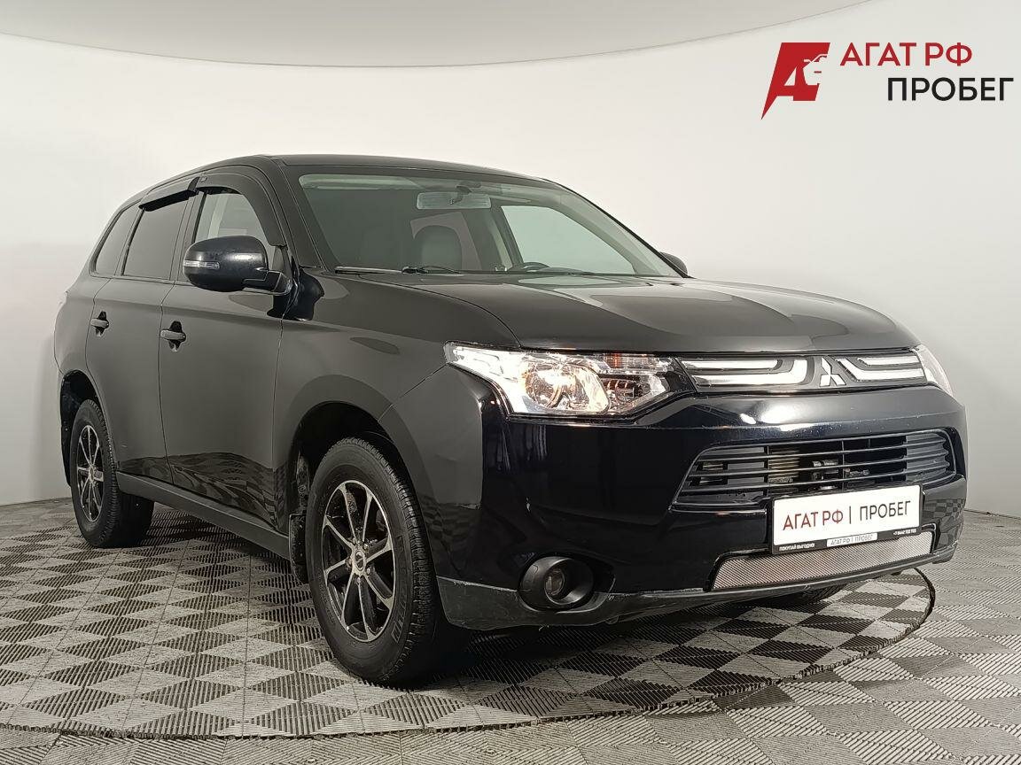 Открыть фотографии: Mitsubishi Outlander III