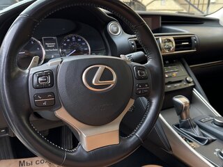 2018 Lexus IS 300 III Рестайлинг, белый, 2250000 рублей, вид 5