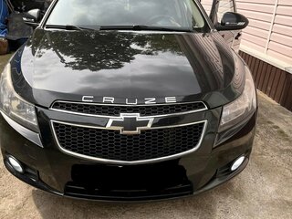 2011 Chevrolet Cruze I, чёрный, 645000 рублей, вид 2