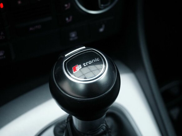 2015 Audi Q3 I (8U) Рестайлинг, белый, 1379000 рублей - вид 19