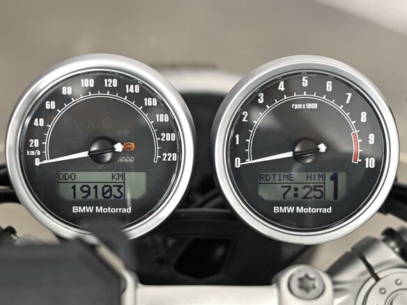 2018 BMW R Nine T Pure, серебристый, 979000 рублей - вид 7