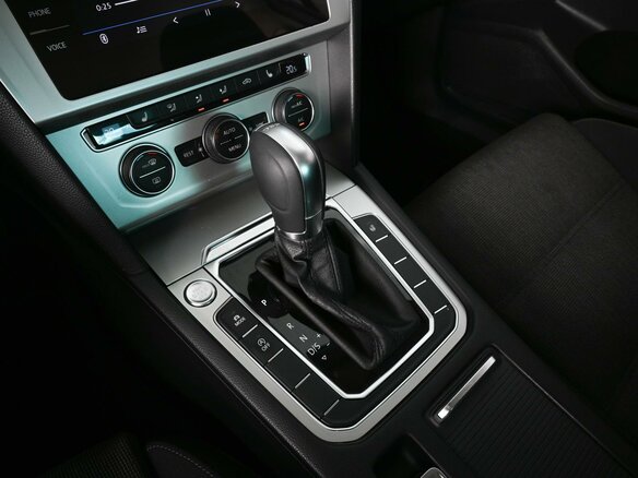2019 Volkswagen Passat B8, белый, 2249000 рублей - вид 15