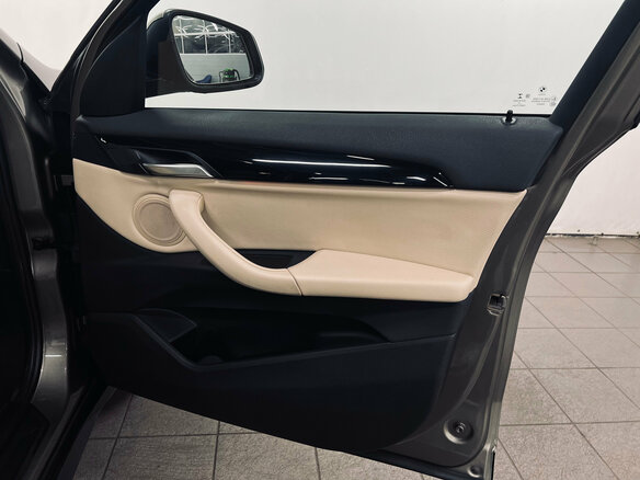 2018 BMW X1 18d sDrive II (F48), бежевый, 2180000 рублей - вид 14