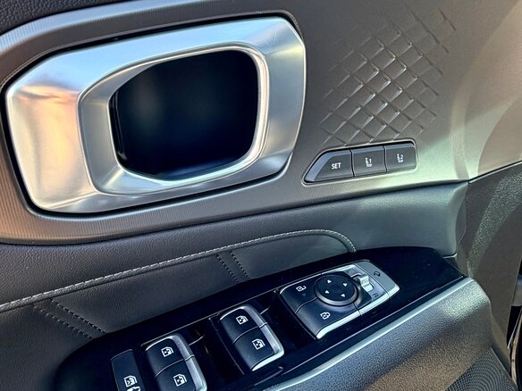 2024 Kia Sorento IV Рестайлинг, чёрный, 5500000 рублей - вид 14