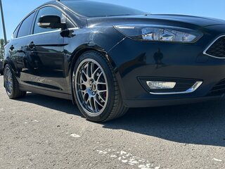 2016 Ford Focus III Рестайлинг, чёрный, 969000 рублей, вид 3