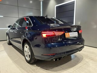 2020 Audi A3 III (8V) Рестайлинг, синий, 1730000 рублей, вид 4