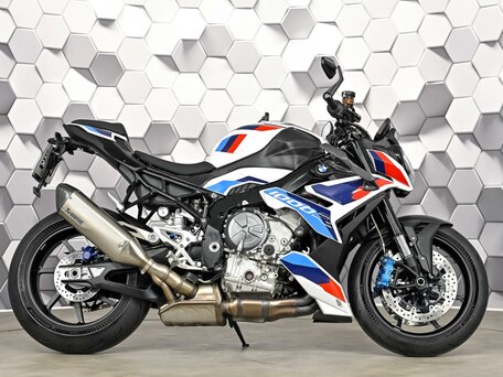 2023 BMW M 1000 R, белый, 1929000 рублей, вид 3