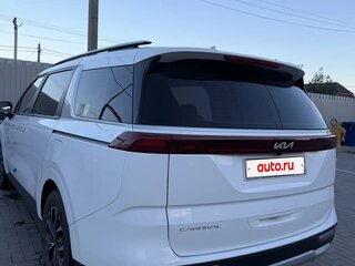 2021 Kia Carnival IV, белый, 4700000 рублей, вид 3