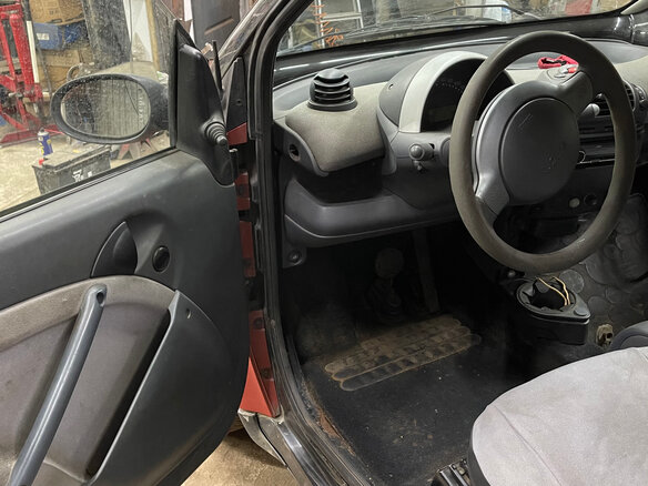 2002 Smart Fortwo City-Coupe I, красный, 222000 рублей - вид 6