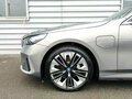 2024 BMW i5 Long eDrive35L, серый, 6990000 рублей - вид 6