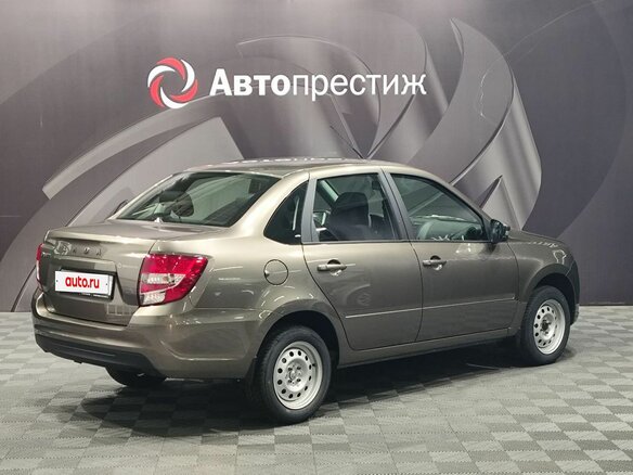 2026 Lada (ВАЗ) Granta I Рестайлинг, коричневый - вид 4