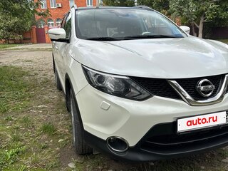 2014 Nissan Qashqai II, белый, 1400000 рублей, вид 2