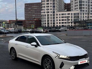 2022 Kia K5 III, белый, 2650000 рублей, вид 3