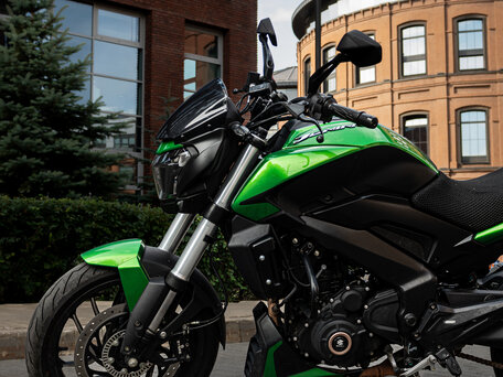 2021 Bajaj Dominar 400, зелёный, 315000 рублей, вид 5