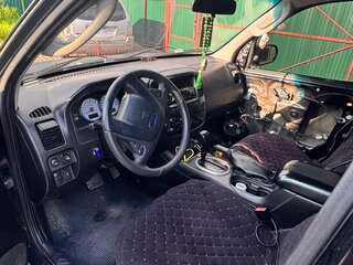 2004 Ford Maverick III, чёрный, 390000 рублей, вид 5