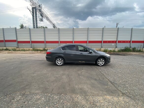 2012 Peugeot 408 I, серый, 300000 рублей - вид 3