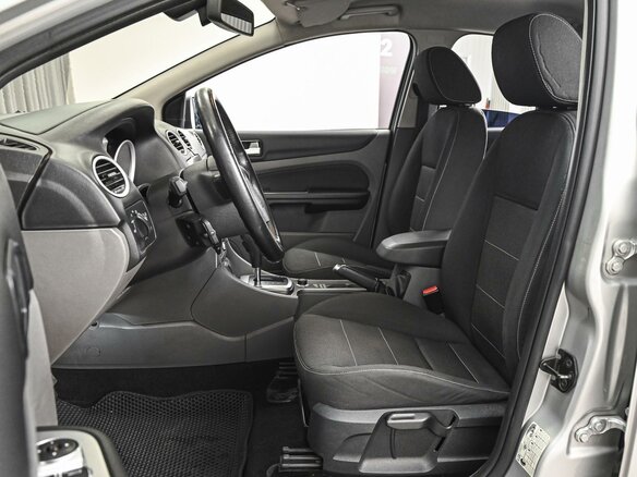 2009 Ford Focus II Рестайлинг, серебристый, 749000 рублей - вид 9