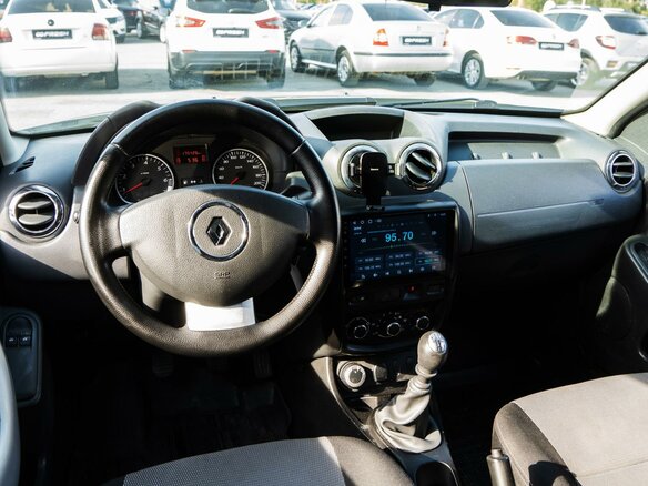 2015 Renault Duster I, бежевый, 880000 рублей - вид 5