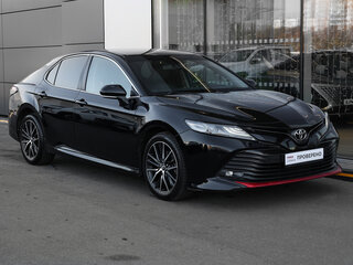 2018 Toyota Camry VIII (XV70), чёрный, 2349000 рублей, вид 3