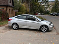2013 Hyundai Solaris I, серебристый, 800000 рублей - вид 5
