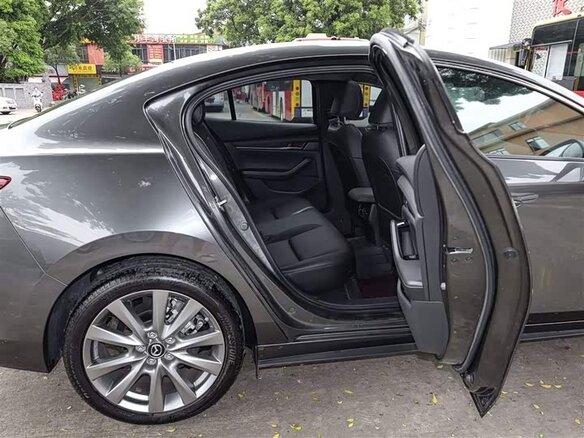 2023 Mazda 3 Axela IV (BP), серый, 1510000 рублей - вид 20