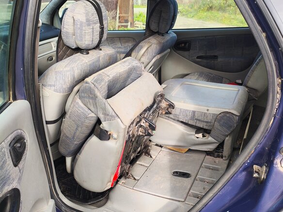 2001 Renault Scenic RX4 I Рестайлинг, синий, 400000 рублей - вид 23