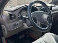 2001 Dodge Caravan 3-speed IV, красный - вид 3