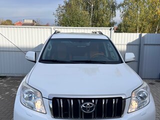 2012 Toyota Land Cruiser Prado 150 Series, белый, 3049000 рублей, вид 2