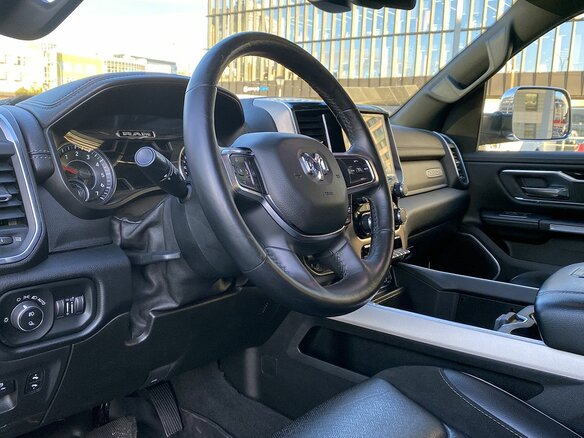 2018 Ram 1500 Crew Cab eTorque V, белый, 4599000 рублей - вид 15
