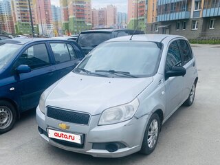 2009 Chevrolet Aveo I Рестайлинг, серебристый, 200000 рублей, вид 1