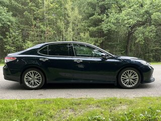 2019 Toyota Camry VIII (XV70), синий, 2200000 рублей, вид 5