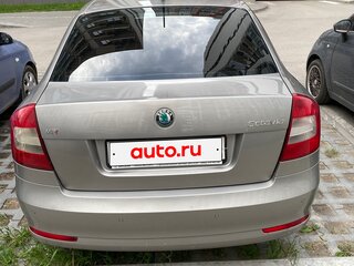 2011 Skoda Octavia II (A5) Рестайлинг, серый, 725000 рублей, вид 4
