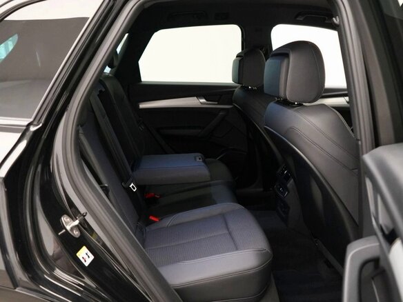 2024 Audi Q5 40 TDI II (FY) Рестайлинг, чёрный, 5900000 рублей - вид 26