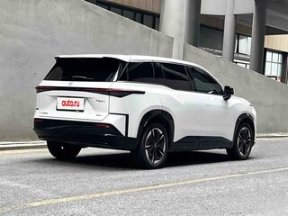 2026 Toyota bZ3X 58.3 kWh, белый, 2760001 рублей, вид 5