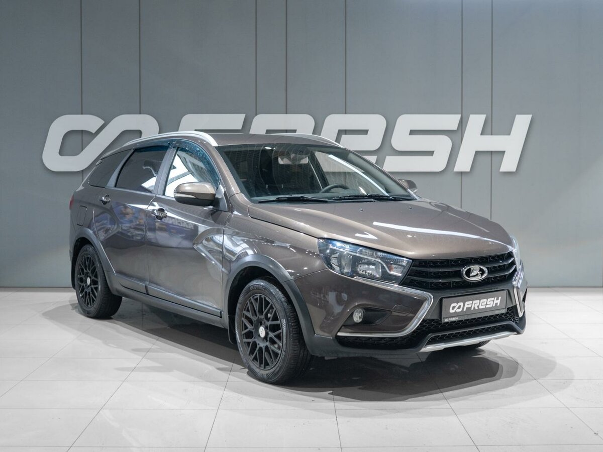Открыть фотографии: Lada (ВАЗ) Vesta I