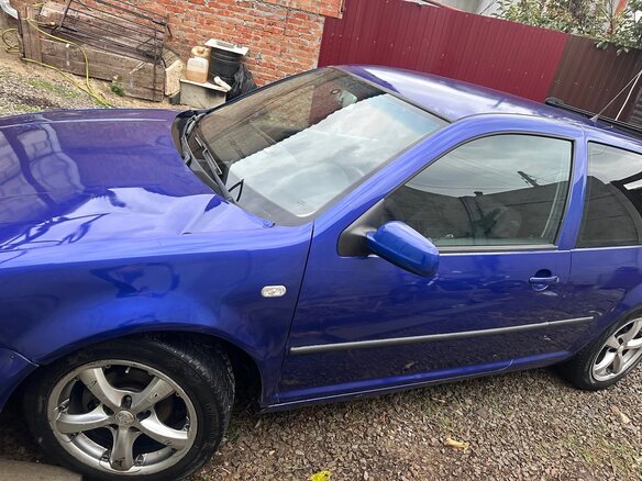 2001 Volkswagen Golf IV, синий, 135000 рублей - вид 12