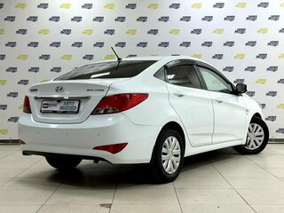 2015 Hyundai Solaris I Рестайлинг, белый, 1000000 рублей, вид 5