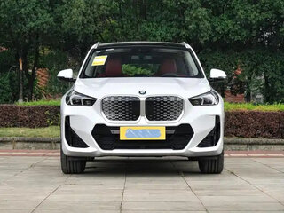 2025 BMW iX1 eDrive 25L, белый, 4900206 рублей, вид 2