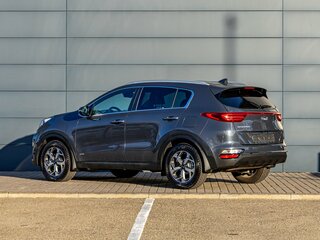 2018 Kia Sportage IV, серый, 1895000 рублей, вид 4