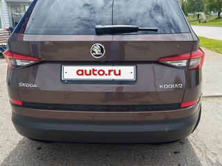 2018 Skoda Kodiaq I, коричневый, 3300000 рублей, вид 3