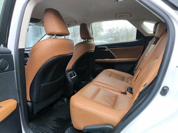 2021 Lexus RX 300 IV Рестайлинг, белый, 4600000 рублей - вид 10