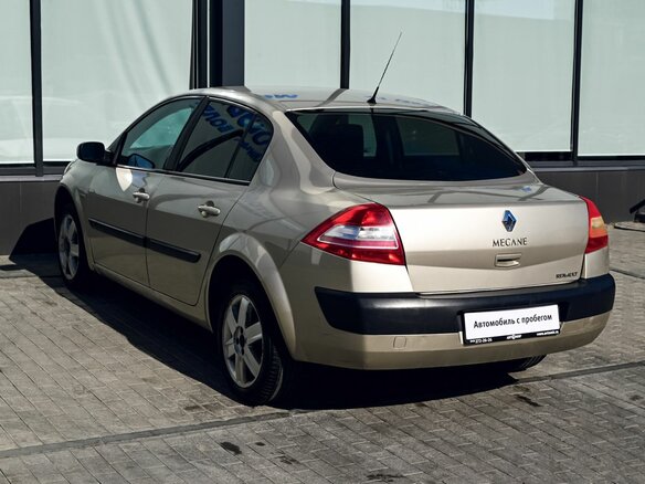 2006 Renault Megane II Рестайлинг, бежевый, 365000 рублей - вид 2