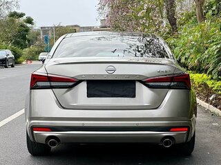 2022 Nissan Altima VI (L34) Рестайлинг, золотистый, 1510000 рублей, вид 5