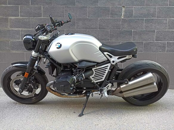 2019 BMW R Nine T, серебристый, 1449000 рублей - вид 1
