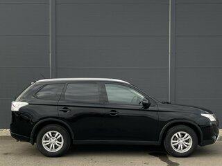 2014 Mitsubishi Outlander III, чёрный, 1580000 рублей, вид 4