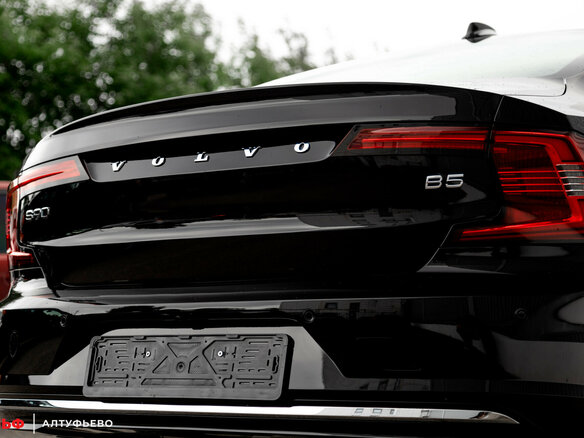 2024 Volvo S90 II Рестайлинг, чёрный - вид 4