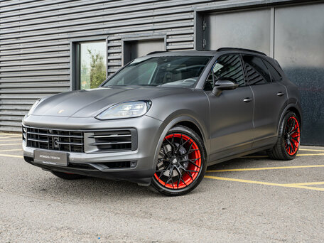2024 Porsche Cayenne III Рестайлинг, серый, 13600000 рублей, вид 2