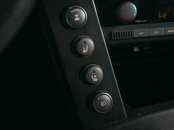 2012 SsangYong Kyron 6-speed I Рестайлинг, серебристый - вид 28